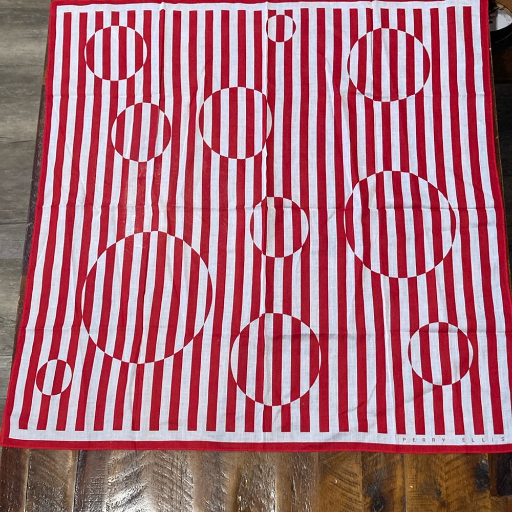 vintage Perry Ellis red white striped op-art scarf